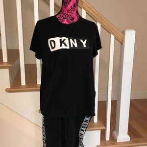 DKNY outfit set jogging pants and t shirt sweatsuit